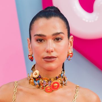 dua lipa short fringe haircut