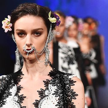 Hair, Fashion, Eyebrow, Beauty, Fashion model, Skin, Hairstyle, Forehead, Fashion design, Black hair, Hair, Fashion, Eyebrow, Beauty, Fashion model, Skin, Hairstyle, Forehead, Fashion design, Black hair,