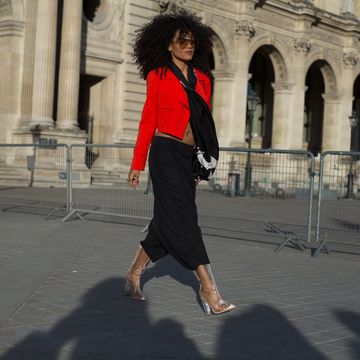 Street Style : Paris Fashion Week Womenswear Spring/Summer 2018 : Day Eight street style paris fashion week womenswear springsummer 2018 day eight